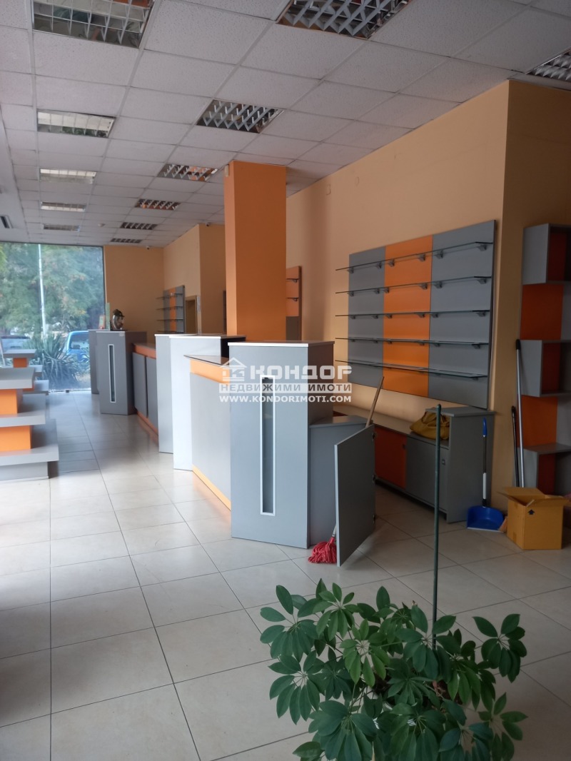 Продава  Магазин град Пловдив , Тракия , 120 кв.м | 50679576 - изображение [4]