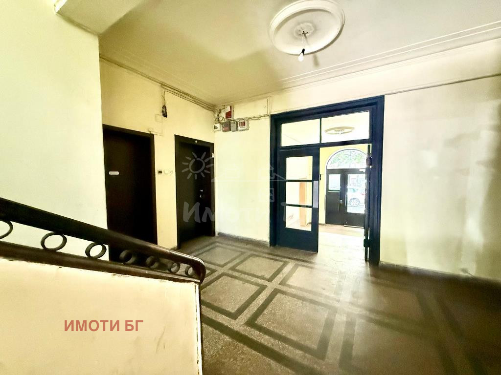 Продава 2-СТАЕН, гр. София, Докторски паметник, снимка 10 - Апартаменти - 56083688