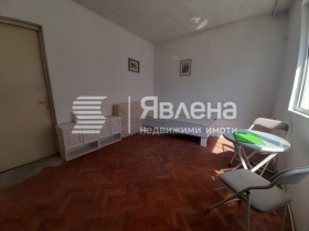 2 sovrum Kolhozen pazar, Varna