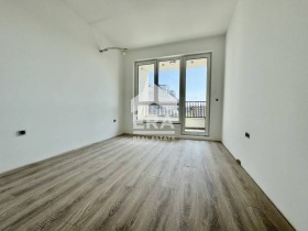 Maisonette Pobeda, Warna 2