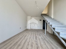 Maisonette Pobeda, Warna 4