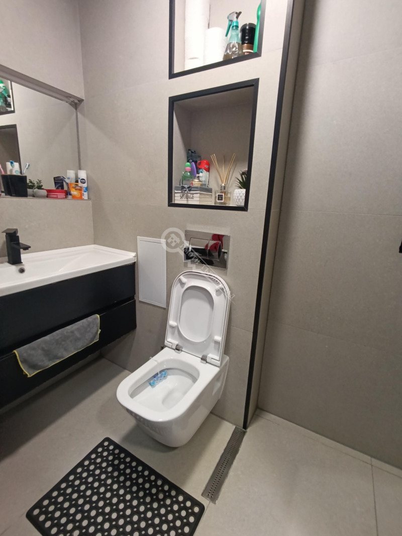 Продава 3-СТАЕН, гр. Велико Търново, Чолаковци, снимка 11 - Апартаменти - 53602181