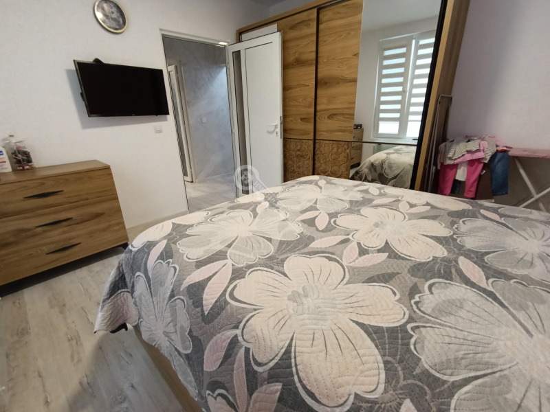 Продава 3-СТАЕН, гр. Велико Търново, Чолаковци, снимка 6 - Апартаменти - 53602181