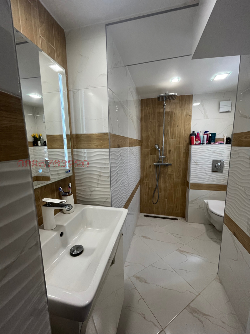 Продава КЪЩА, с. Божурица, област Плевен, снимка 8 - Къщи - 52782847