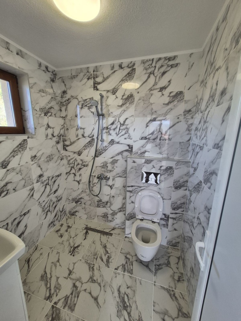 Продава КЪЩА, с. Оброчище, област Добрич, снимка 10 - Къщи - 52194452