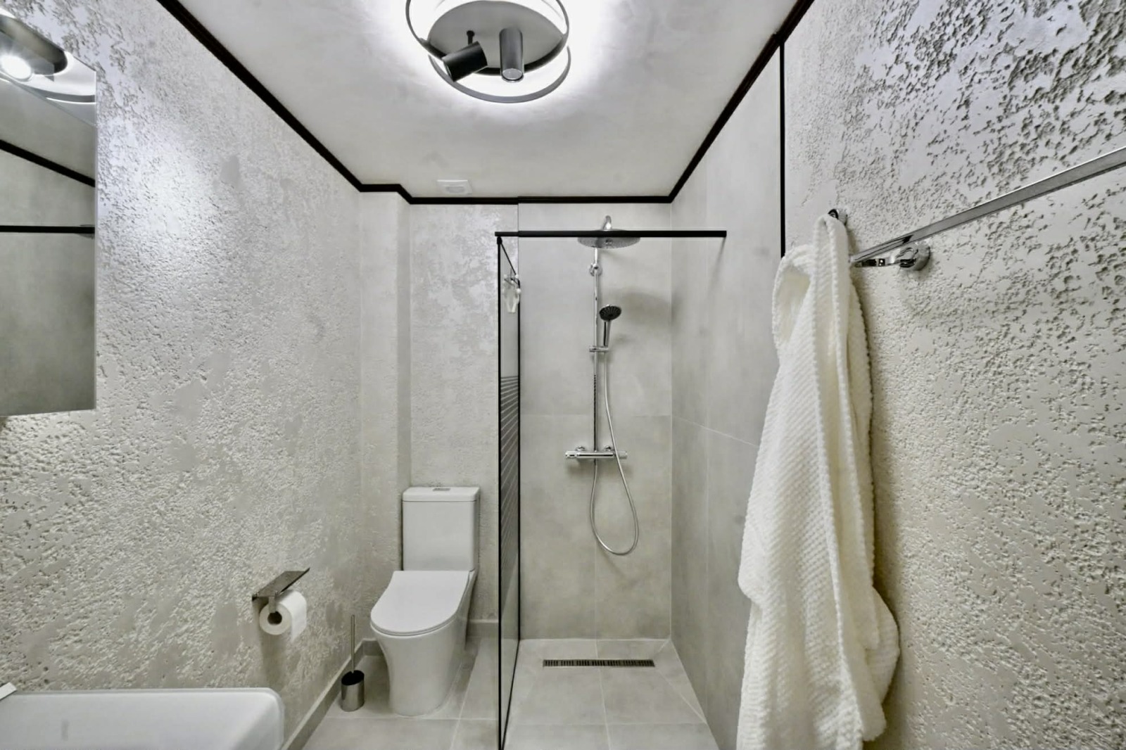 Продава 3-СТАЕН, гр. Велико Търново, Зона Б, снимка 9 - Апартаменти - 53684079