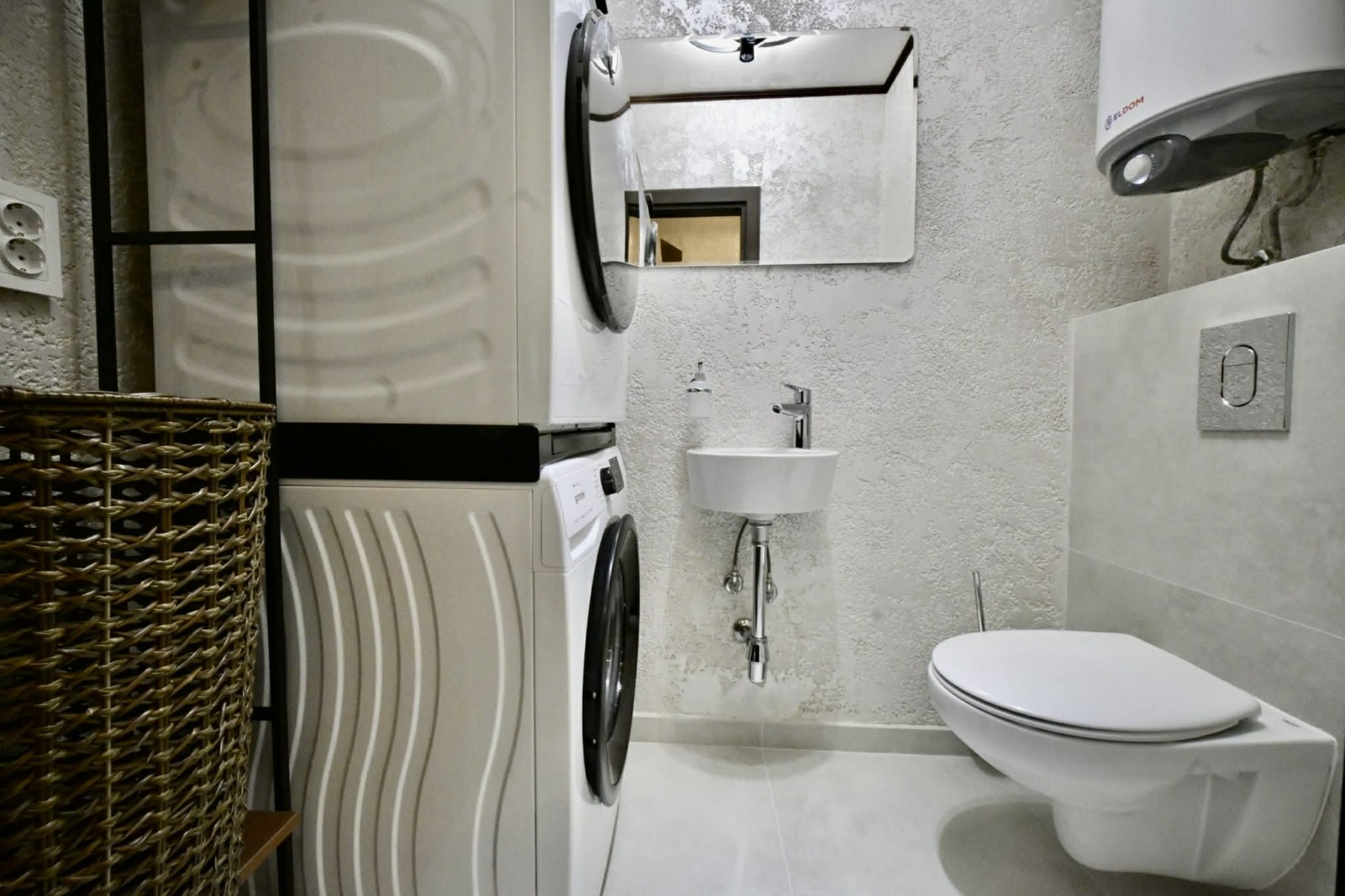 Продава 3-СТАЕН, гр. Велико Търново, Зона Б, снимка 11 - Апартаменти - 53684079