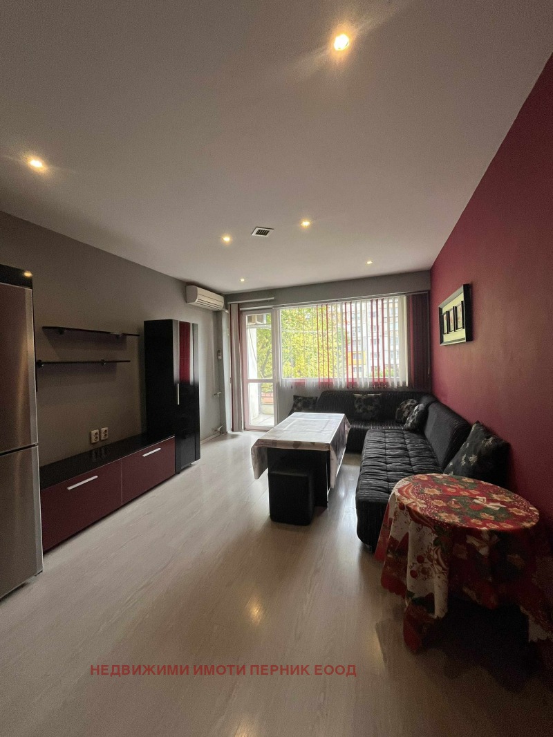 Продава  2-стаен град Перник , Изток , 66 кв.м | 57927800 - изображение [2]