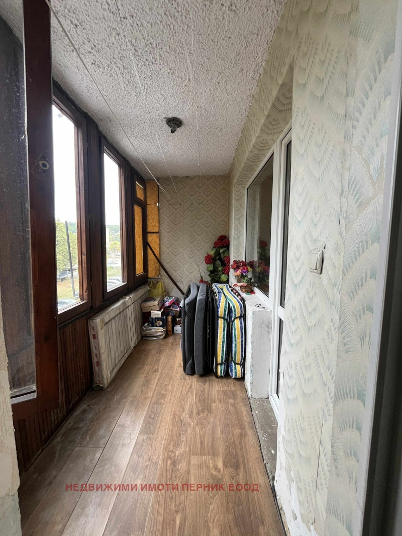 Продава  2-стаен град Перник , Изток , 66 кв.м | 57927800 - изображение [9]
