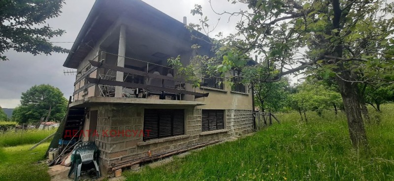 Satılık  Ev bölge Pernik , Golemo Buçino , 134 metrekare | 91532404