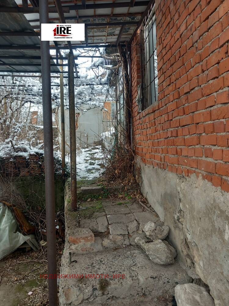 Продава КЪЩА, гр. Хасково, Център, снимка 2 - Къщи - 55841756