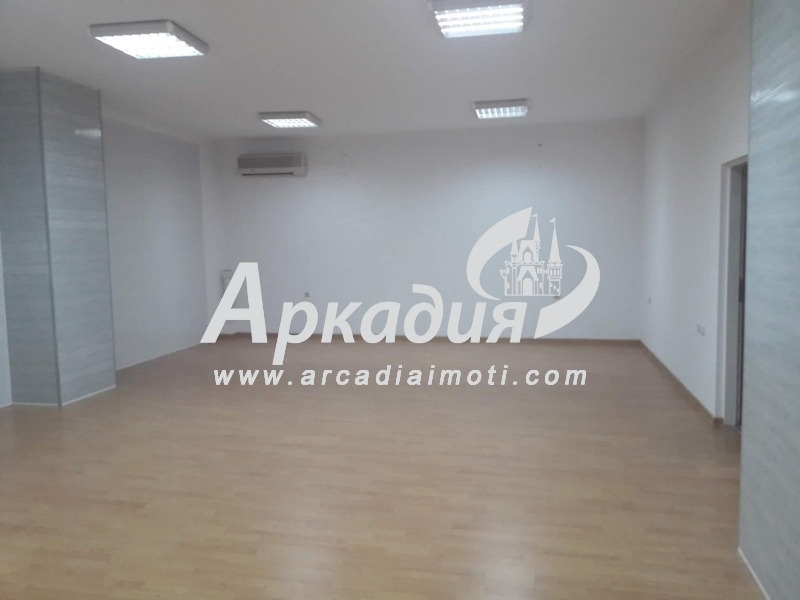 Продава ОФИС, гр. Пловдив, Център, снимка 2 - Офиси - 53409888