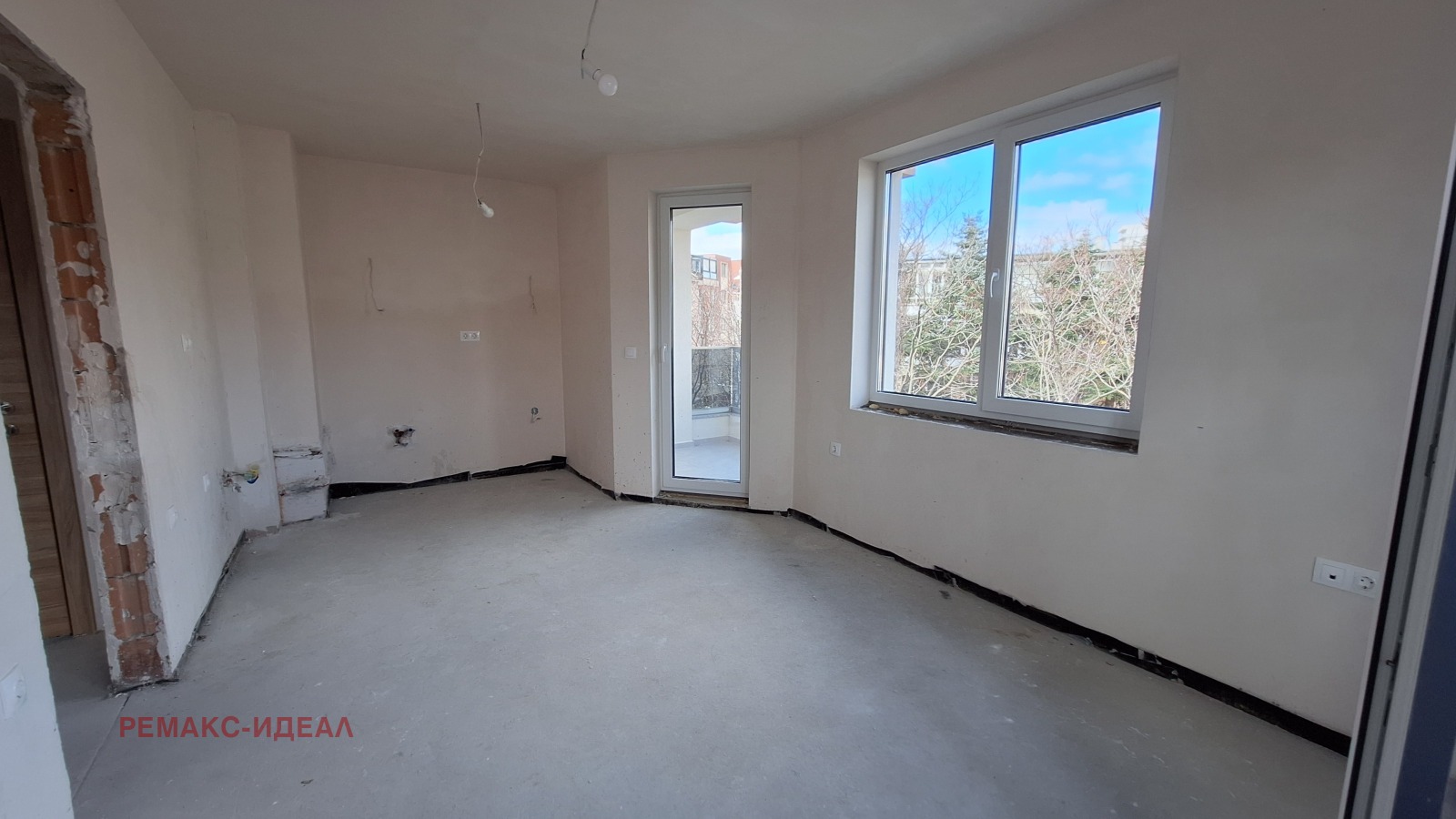 Продава 2-СТАЕН, гр. Варна, Базар Левски, снимка 2 - Апартаменти - 53827854