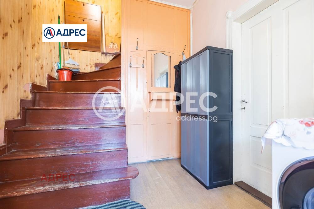 Продава КЪЩА, гр. Варна, Зимно кино Тракия, снимка 9 - Къщи - 55120774