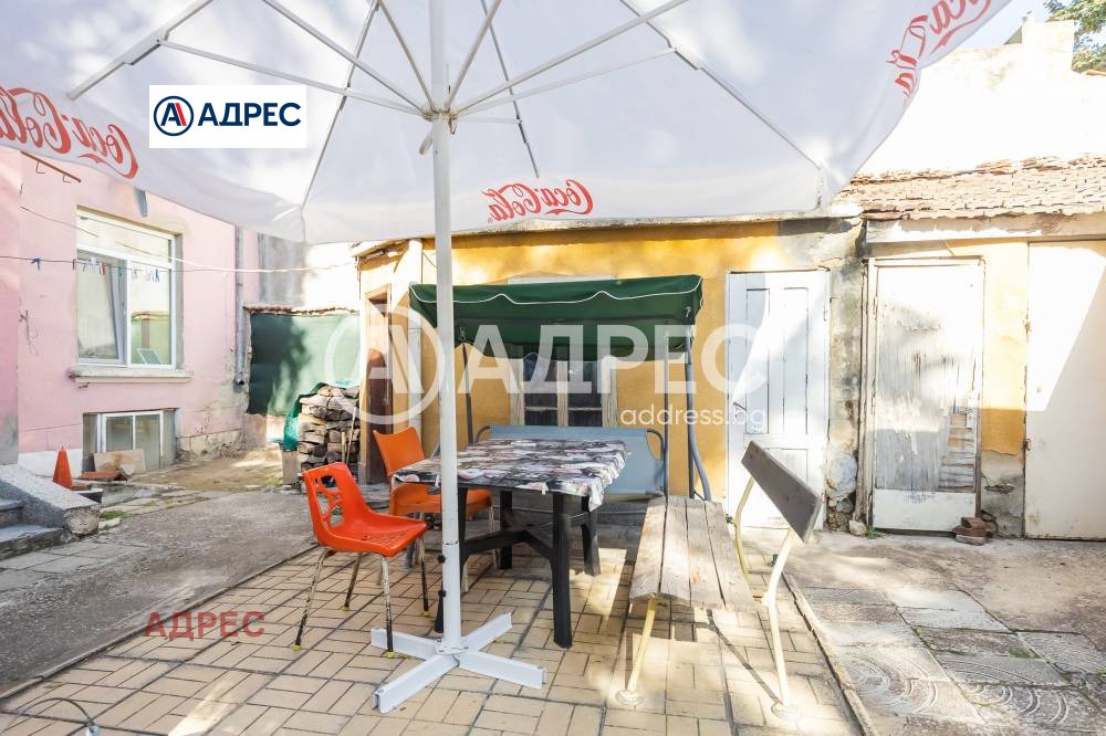 Продава КЪЩА, гр. Варна, Зимно кино Тракия, снимка 16 - Къщи - 55120774