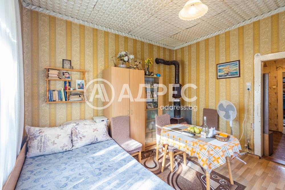Продава КЪЩА, гр. Варна, Зимно кино Тракия, снимка 16 - Къщи - 55120774