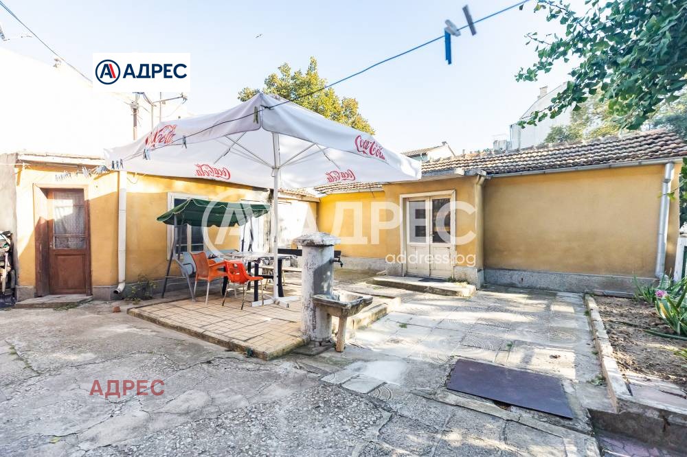 Продава КЪЩА, гр. Варна, Зимно кино Тракия, снимка 17 - Къщи - 55120774