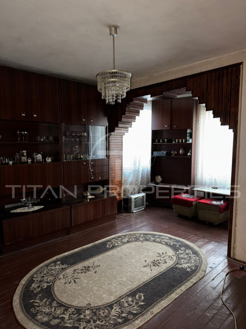 Продава ЕТАЖ ОТ КЪЩА в град София, Модерно предградие - 88 кв.м / 125 000 € » 244 478.75 лв., ТИТАН ПРОПЪРТИС ПРОДАЖБИ