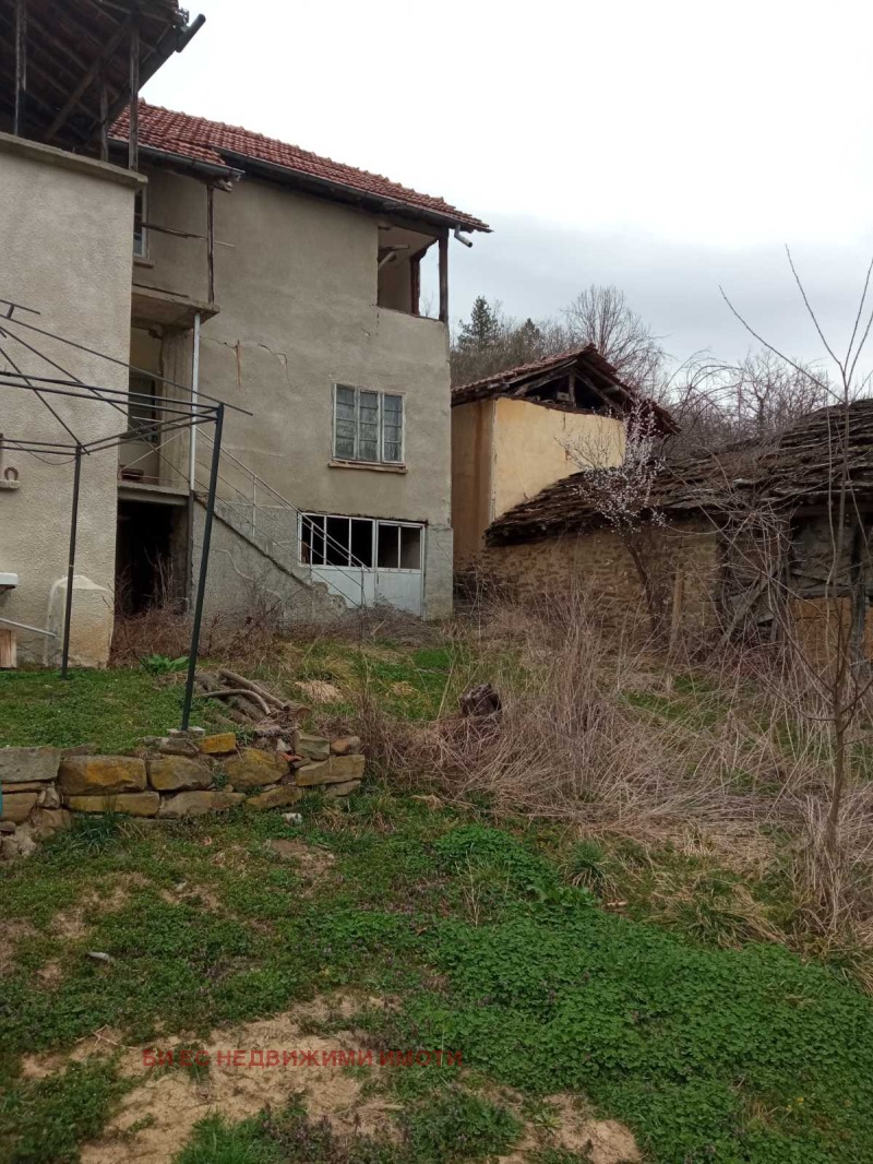 Продава КЪЩА в област София, с. Калугерово - 112 кв.м / 19 429.09 € » 38 000 лв., БИ ЕС НЕДВИЖИМИ ИМОТИ