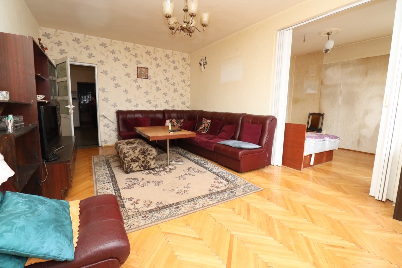 Продава  3-стаен, град София, Красна поляна 1 •  150 000 EUR • ID 49952910 — holmes.bg - [1] 