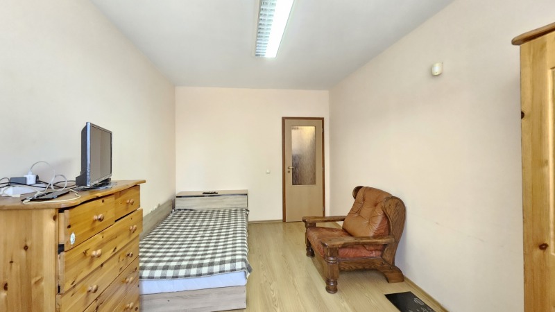 Myytävänä  Toimisto Burgas , Slavejkov , 91 neliömetriä | 67720484 - kuva [2]