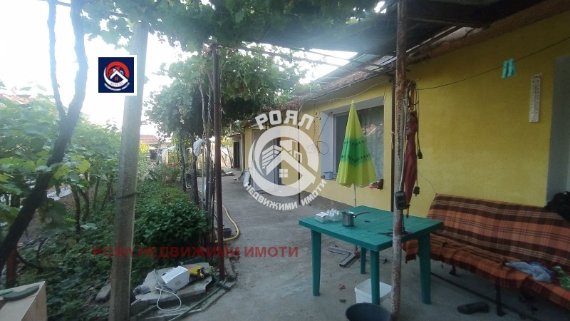Продава КЪЩА, с. Паничери, област Пловдив, снимка 2 - Къщи - 51828101