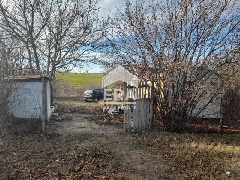 Продава ПАРЦЕЛ, с. Осеново, област Варна