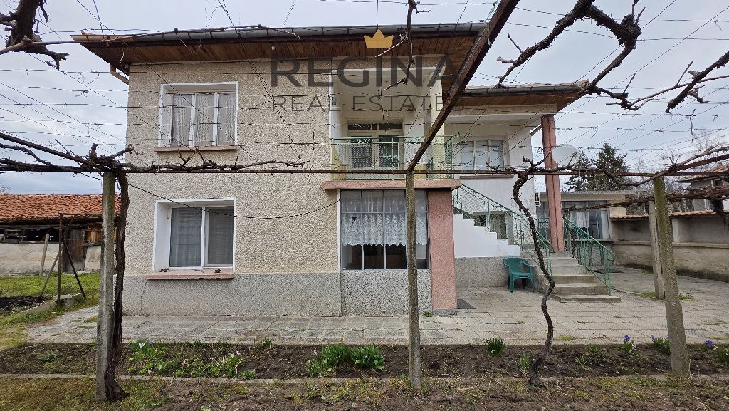 Продава КЪЩА, с. Ново Железаре, област Пловдив