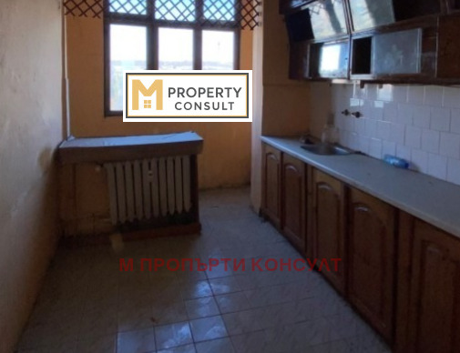 Продава  2-стаен, град Плевен, Широк център • 98 000 € • ID 50340605 — holmes.bg - [1] 