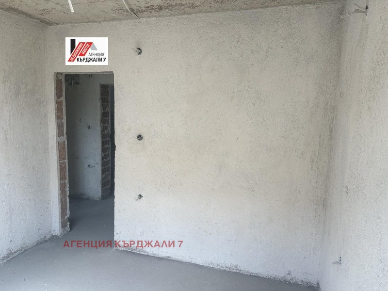 Продава  3-стаен град Кърджали , Байкал , 105 кв.м | 40000274 - изображение [10]