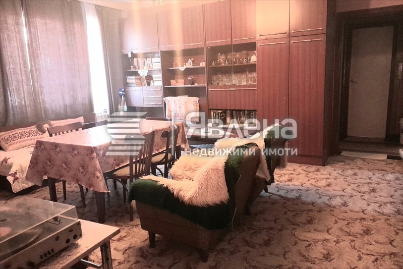 Продава 3-СТАЕН, гр. Чепеларе, област Смолян, снимка 2 - Апартаменти - 53979869