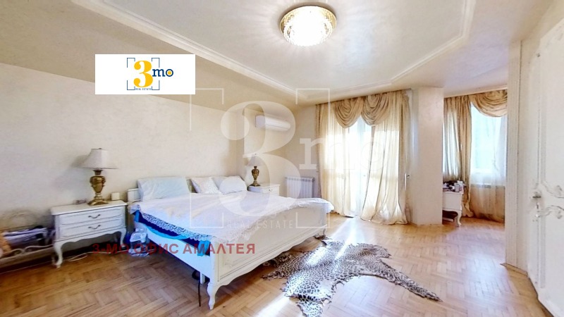 Eladó  Ház Sofia , Bojana , 640 négyzetméter | 93949181 - kép [10]