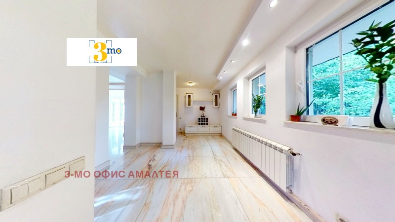 Eladó  Ház Sofia , Bojana , 640 négyzetméter | 93949181 - kép [6]