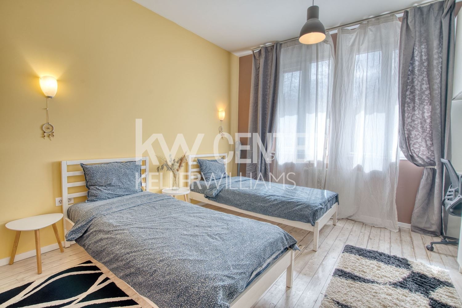 Продава 3-СТАЕН, гр. София, Център, снимка 3 - Апартаменти - 56071428