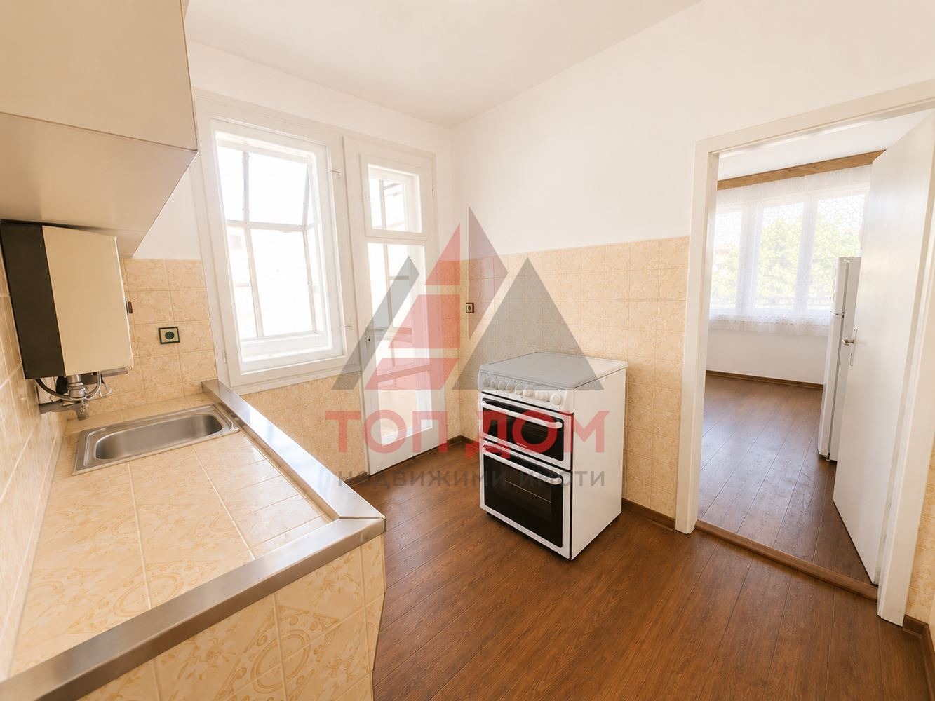 Продава МНОГОСТАЕН, гр. Варна, Център, снимка 6 - Апартаменти - 55592180