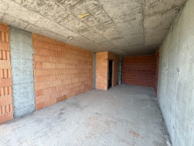   2-, ,  >