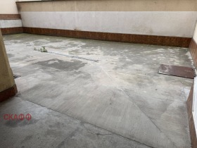 Гараж град Пловдив, Кючук Париж 2