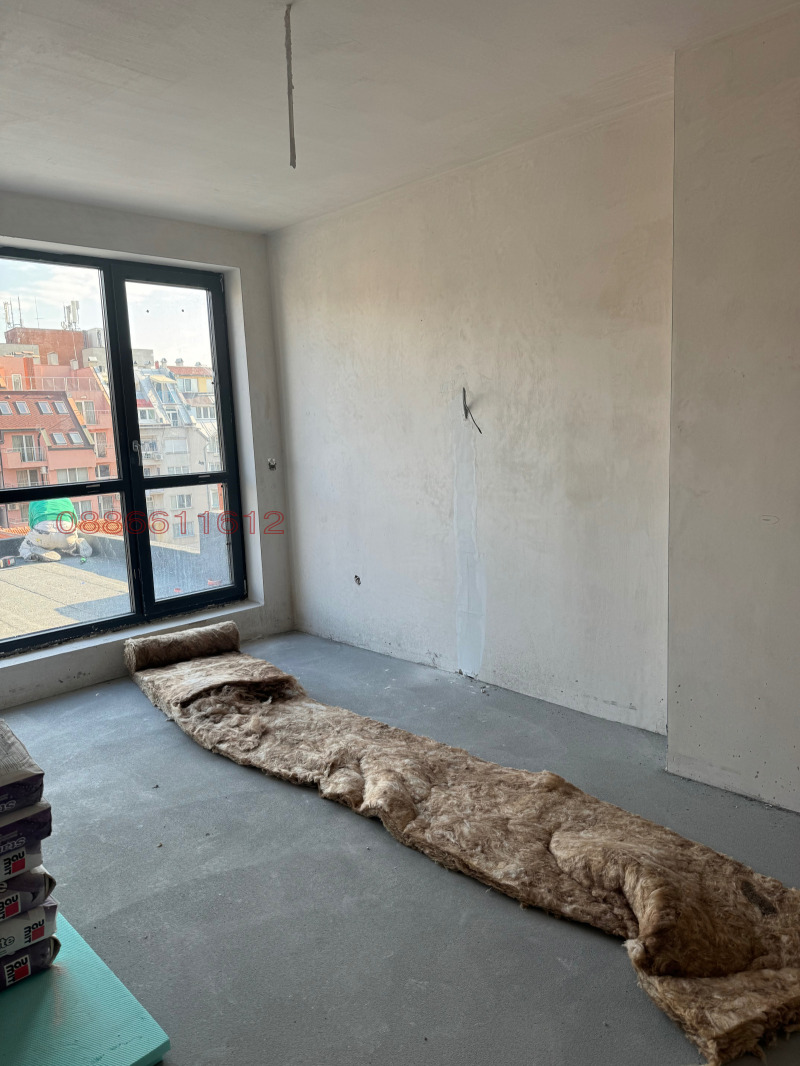 In vendita  2 camere da letto Sofia , Zona B-5-3 , 150 mq | 54974298 - Immagine [8]