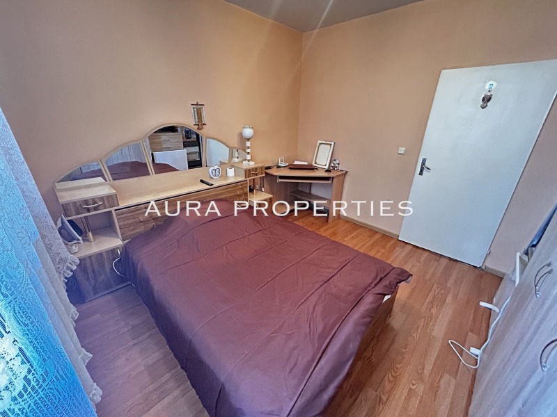 Продава  3-стаен град Разград , Орел , 76 кв.м | 64932584 - изображение [9]