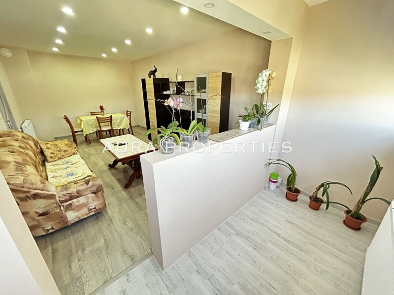 Продава  3-стаен град Разград , Орел , 76 кв.м | 64932584 - изображение [3]