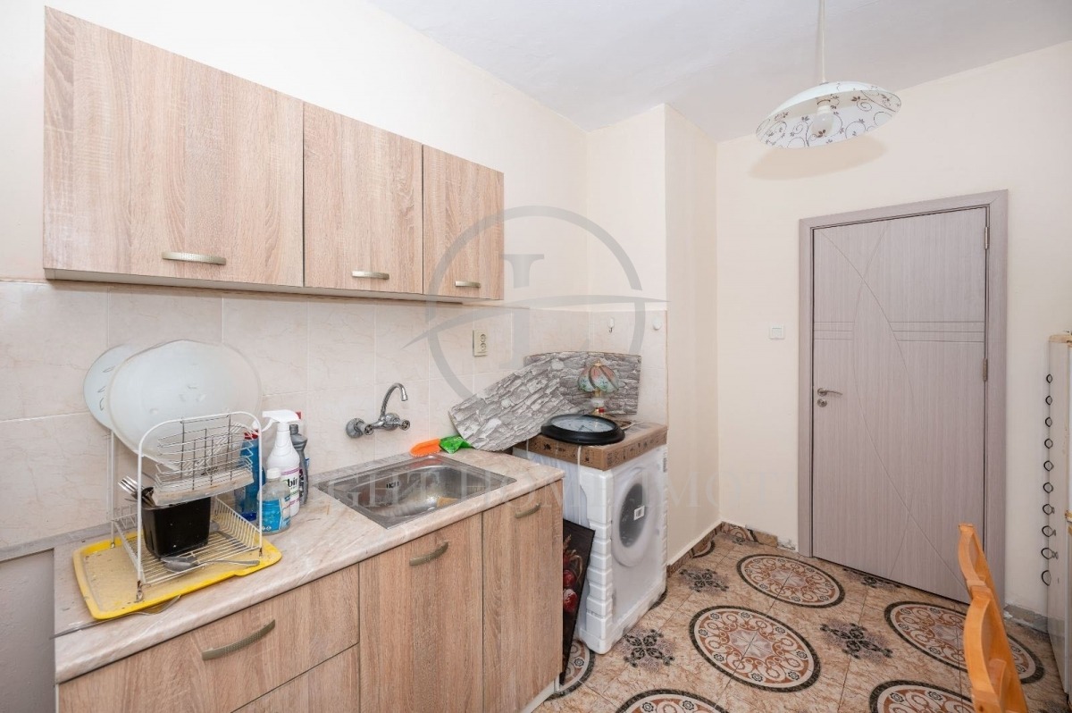 Продава 2-СТАЕН, гр. Пловдив, Кючук Париж, снимка 8 - Апартаменти - 53998889