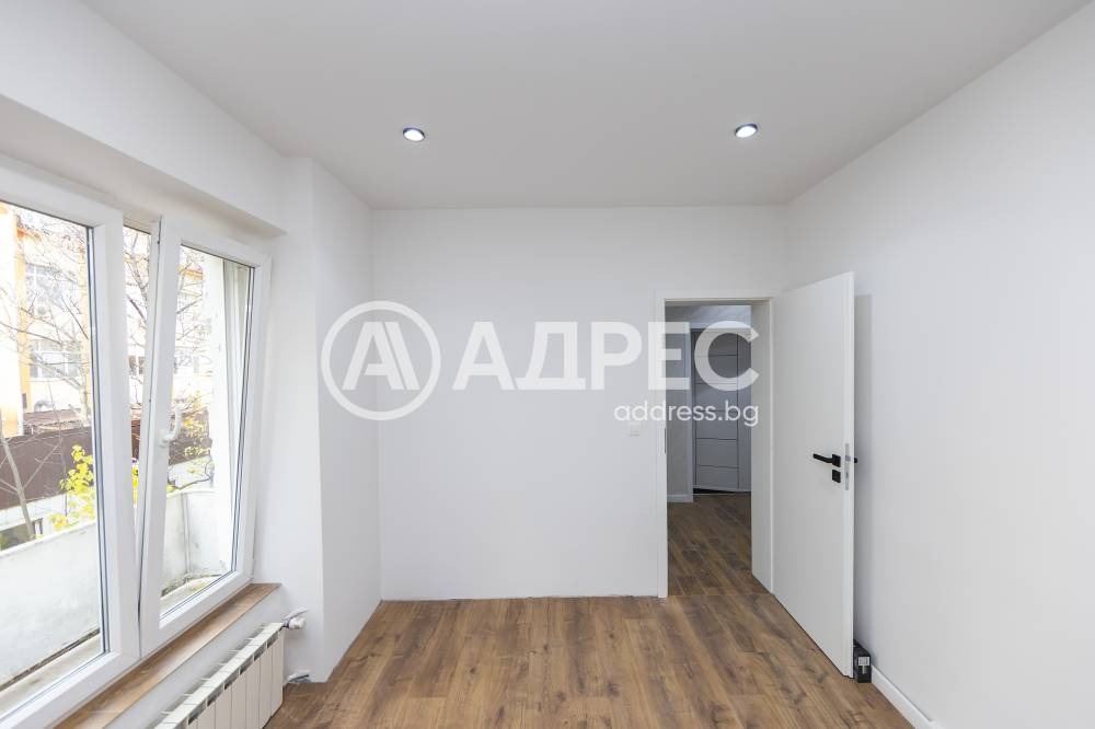 Продава 3-СТАЕН, гр. София, Хиподрума, снимка 3 - Апартаменти - 54022449