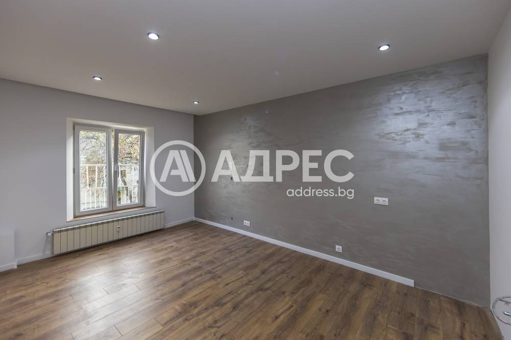 Продава 3-СТАЕН, гр. София, Хиподрума, снимка 2 - Апартаменти - 54022449