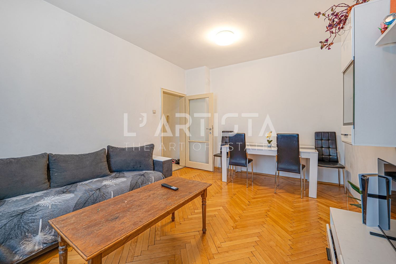 Продава 3-СТАЕН, гр. София, Стрелбище, снимка 3 - Апартаменти - 54750640