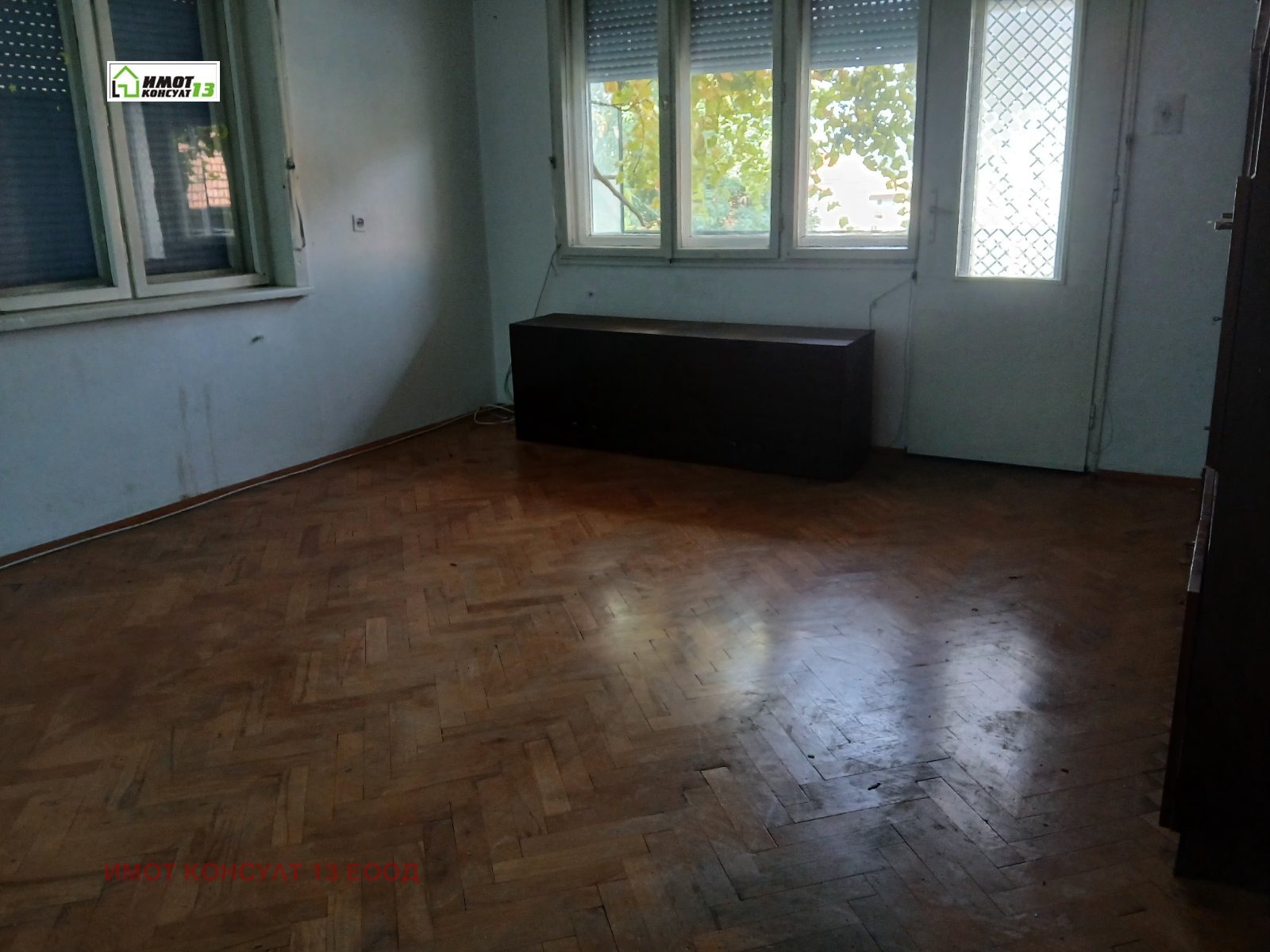 Продава ЕТАЖ ОТ КЪЩА, гр. Плевен, 9-ти квартал, снимка 3 - Етаж от къща - 56222502
