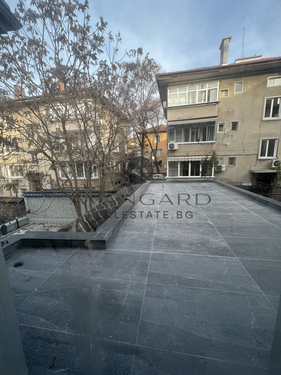Продава КЪЩА, гр. Пловдив, Център, снимка 14 - Къщи - 56113205
