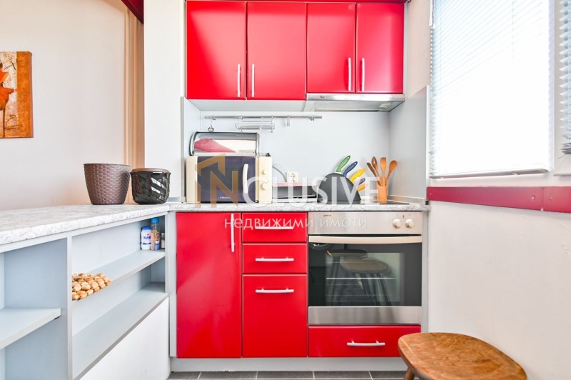 Till salu  Studio Sofia , Krasna poljana 2 , 45 kvm | 36703111