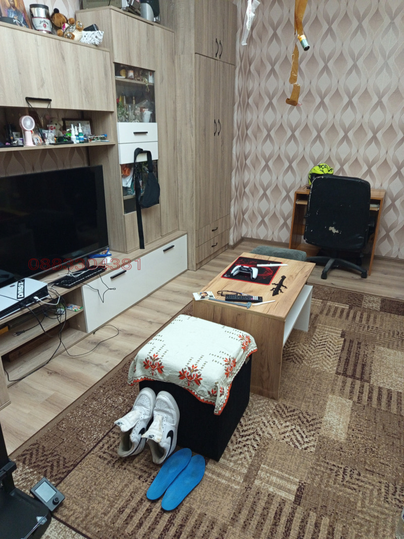 Продава 2-СТАЕН, гр. Монтана, Младост 1