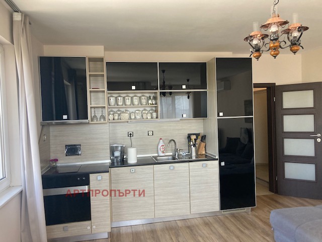 Продава 2-СТАЕН, гр. Бургас, Възраждане, снимка 4 - Апартаменти - 54262021