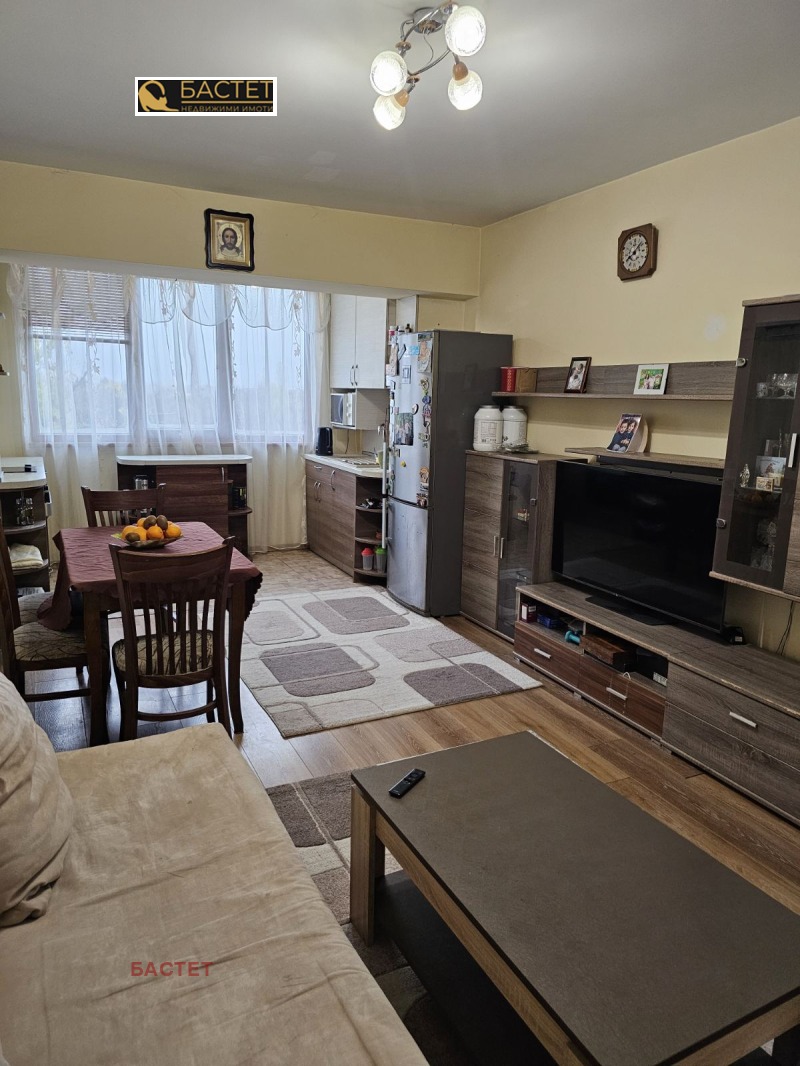 Продава 3-СТАЕН, гр. Божурище, област София област